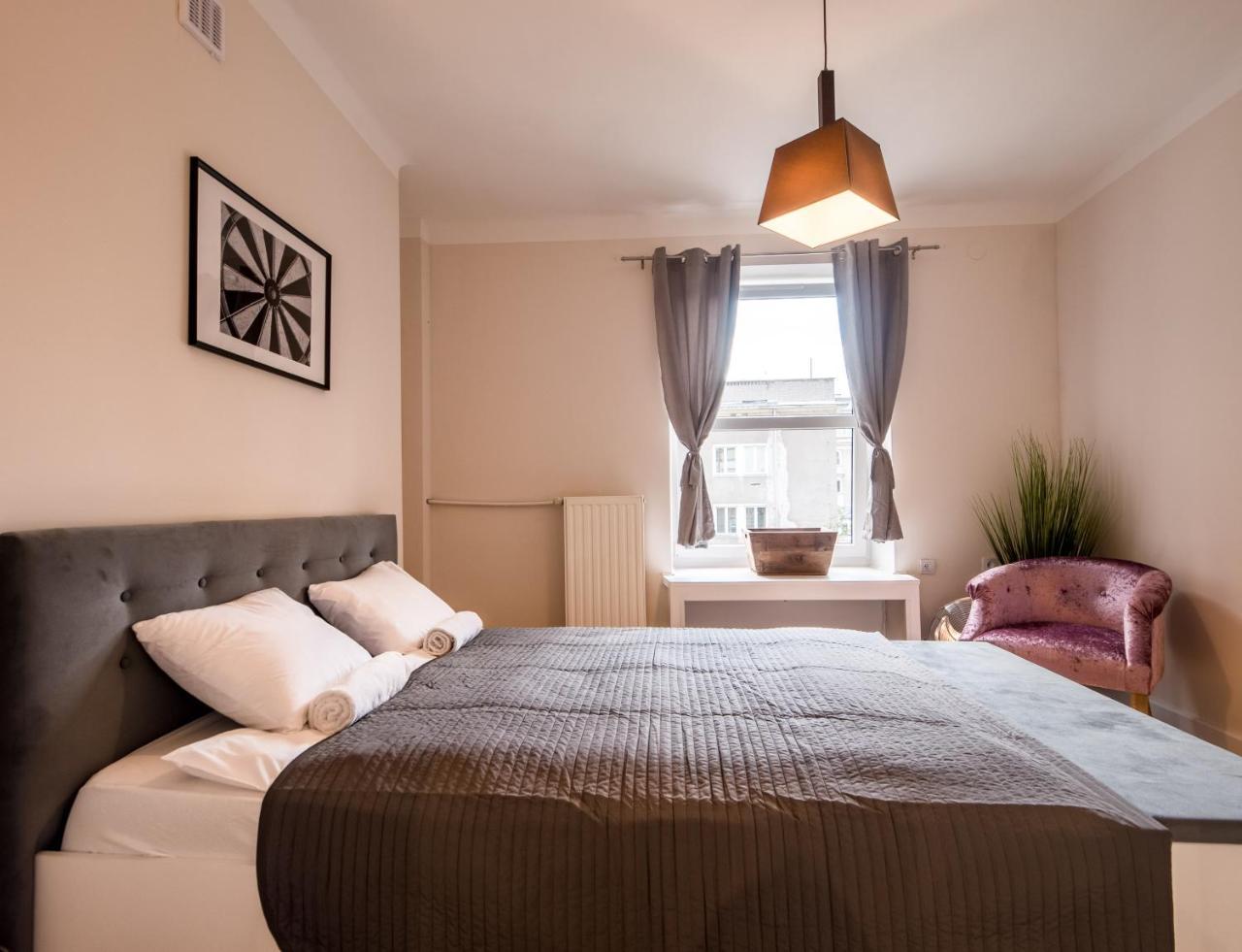 White Residence 4Rooms - City Center Varsovie Extérieur photo