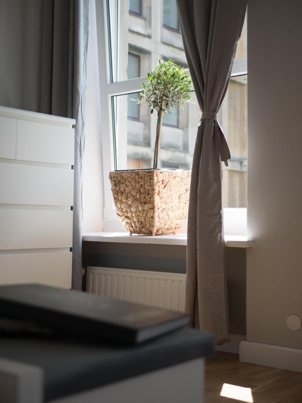 White Residence 4Rooms - City Center Varsovie Extérieur photo
